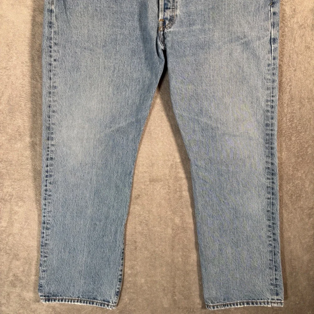 Vintage Levis 501 Mens 40x30 Light Wash Blue Denim Button Fly Jeans Y2K